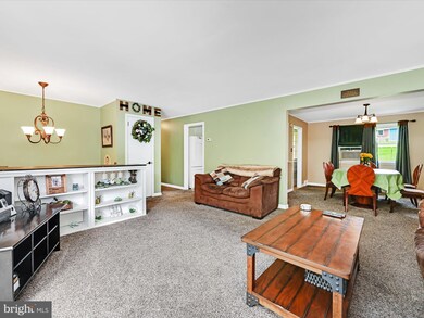 4947 Chester Creek Rd, Brookhaven, PA 19015 - photo 6