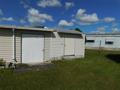 36817 Hibiscus Ct, Zephyrhills, FL 33542 - photo 6