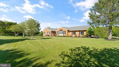 9260 Chaconas Ct, Nokesville, VA 20181 - photo 2