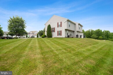 35943 Newberry Crossing Place, Round Hill, VA 20141 - photo 5