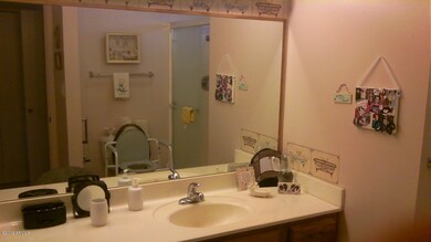 Master bath with shower