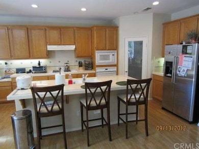 Island & Breakfast Bar, Walk in Pantry
