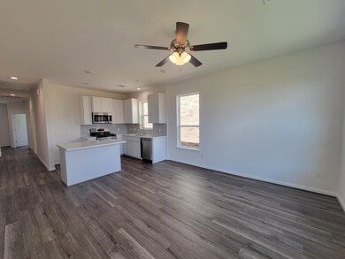 945 Tillman Ln, East Bernard, TX 77435 - photo 6