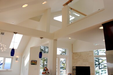 Living Room - looking up