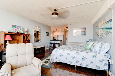 bed toward kitchen