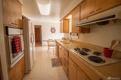 3132 Mountain View Ave W, University Place, WA 98466 - photo 7