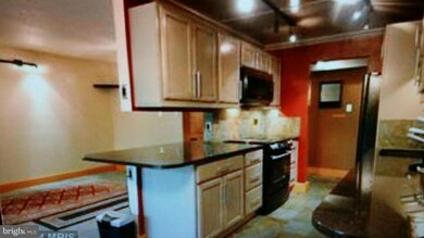 11607 Stoneview Square unit 2B, Reston, VA 20191 - photo 5