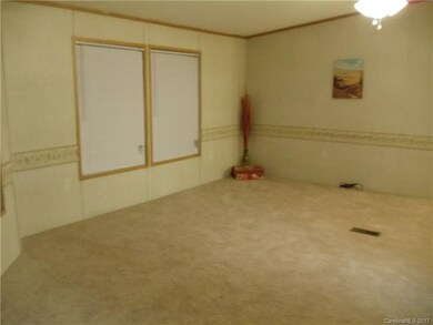 This family room awaits you in it to make a lifeti
