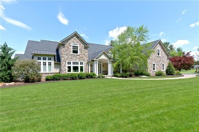 140 S Buttonwood St, Macungie, PA 18062 - photo 4