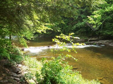 creek 2