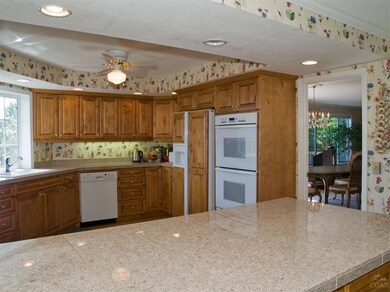 unlisted-address, Bend, OR 97701 - photo 6