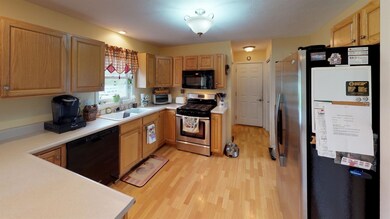 3702 E Us Highway 20, Rolling Prairie, IN 46371 - photo 7