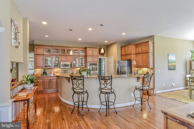 9032 Swans Creek Way, Lorton, VA 22079 - photo 7