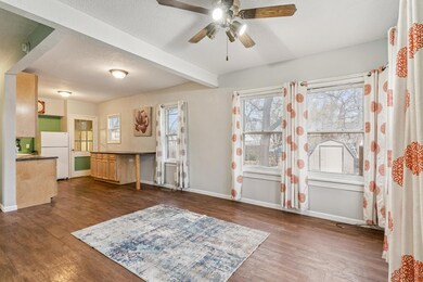 1162 Kern St, Waterloo, IA 50703 - photo 4