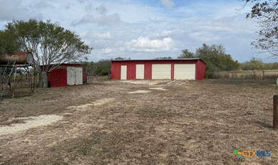 4689 County Road 302, Runge, TX 78151 - photo 3