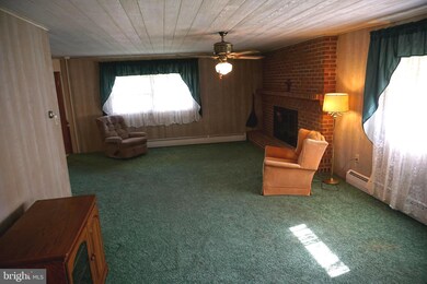 509 E Market St, Williamstown, PA 17098 - photo 6