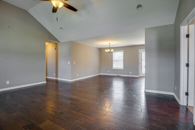 102 Blue Grass Dr, Shelbyville, TN 37160 - photo 6