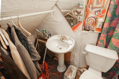 880 Purdy Alley, Columbus, OH 43206 - photo 7