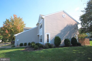 5407 Plantation Ct, North Wales, PA 19454 - photo 2