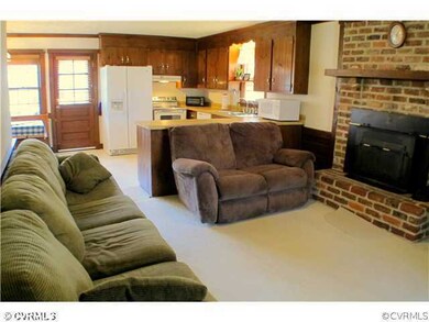 4619 Black Oak Rd, North Chesterfield, VA 23237 - photo 3