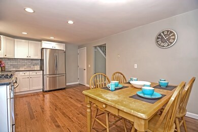 129 Dover Rd unit 129, Millis, MA 02054 - photo 5