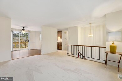 9201 Honey Creeper Ct, Burke, VA 22015 - photo 6