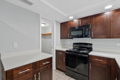 1125 Longfellow Way unit 125B, Sarasota, FL 34243 - photo 5