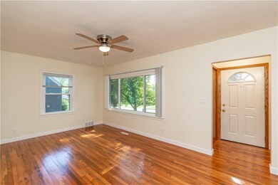 2903 56th St, Des Moines, IA 50310 - photo 3