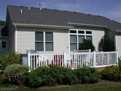 10930 Poplar Bluff Ct, Portage, MI 49024 - photo 5