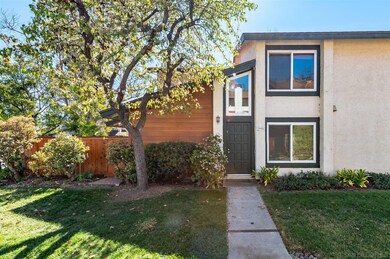 2008 Shadytree Ln, Encinitas, CA 92024 - photo 2