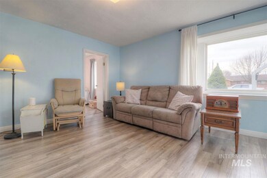 1012 E Lincoln Ave, Nampa, ID 83686 - photo 7