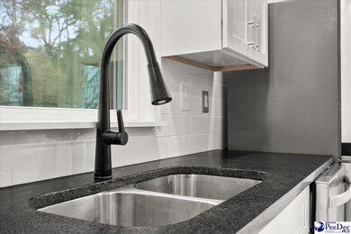 321 S Park Ave, Florence, SC 29501 - photo 7