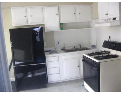 39 Wellington St unit 3, Fall River, MA 02720 - photo 7