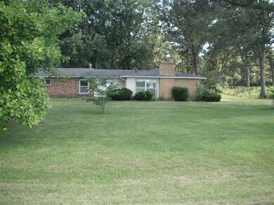 4635 W 400 N, Rensselaer, IN 47978 - photo 2