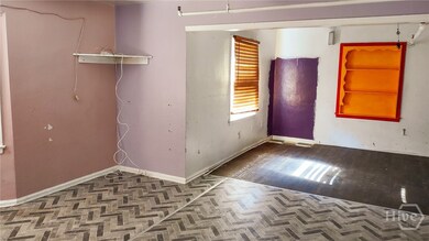 110 E Derenne Ave, Savannah, GA 31405 - photo 6