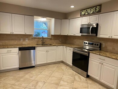 1121 Greendale Dr, Bedford, TX 76022 - photo 6