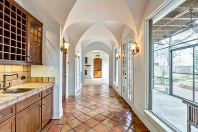 744 Oxford St, Houston, TX 77007 - photo 3