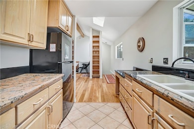 22011 Callado Way, Topanga, CA 90290 - photo 7