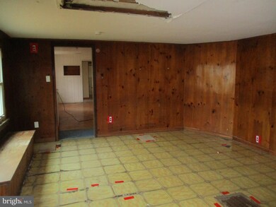 6765 Old Easton Rd, Pipersville, PA 18947 - photo 4