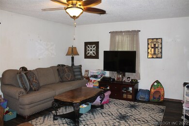 1518 S 4th St, McAlester, OK 74501 - photo 6