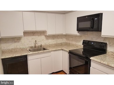 20826 Valley Forge Cir, King of Prussia, PA 19406 - photo 5