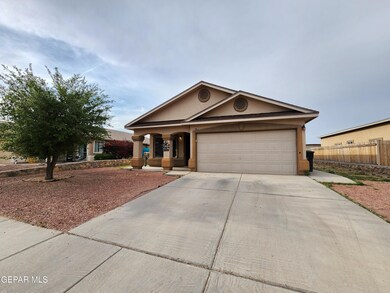 14417 Desert Sage Dr, Horizon City, TX 79928 - photo 5