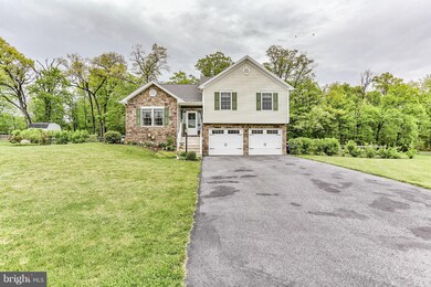 1753 Raven Dr, Chambersburg, PA 17202 - photo 2