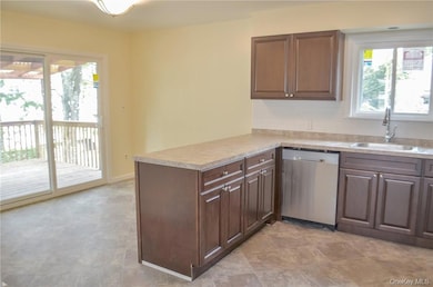 11 Elm St unit 2, Sleepy Hollow, NY 10591 - photo 2