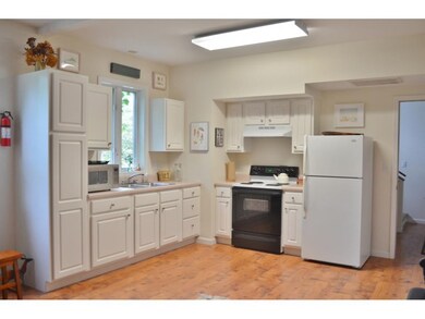 731 E Maple St, Johnson City, TN 37601 - photo 2