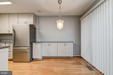 20206 Grazing Way, Montgomery Village, MD 20886 - photo 6