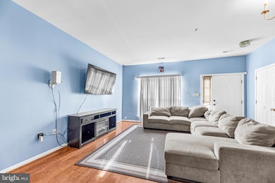 302 Assembly Point Ct, Odenton, MD 21113 - photo 5