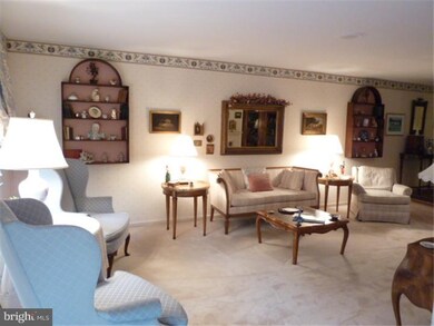 525 Foxwood Ln, Paoli, PA 19301 - photo 3