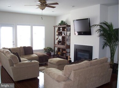 25016 Owl Creek Dr, Stone Ridge, VA 20105 - photo 2