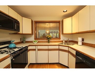 10 Hawthorne Village unit E, Franklin, MA 02038 - photo 5